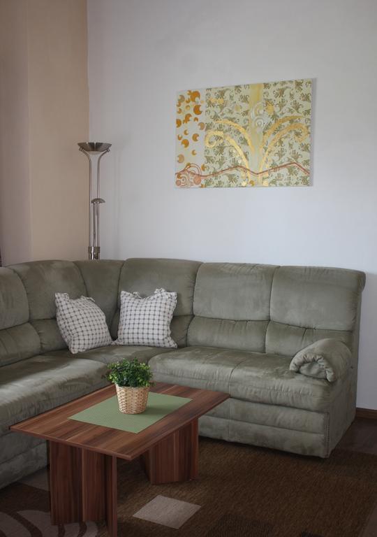 Ferienwohnung Alte Brennerei Brosa المظهر الخارجي الصورة